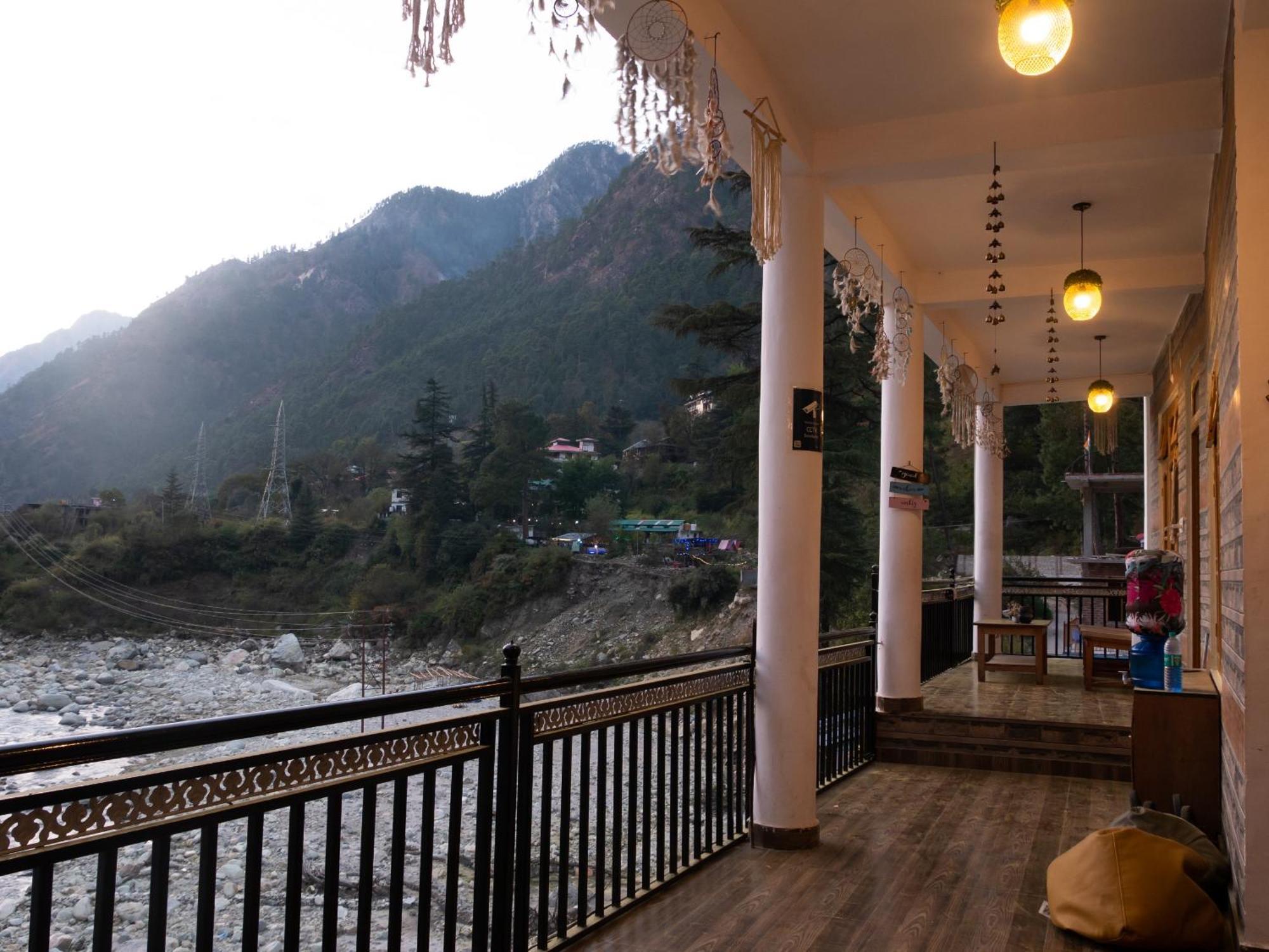 Wabi Sabi Riverside Hostel Kasol Eksteriør billede